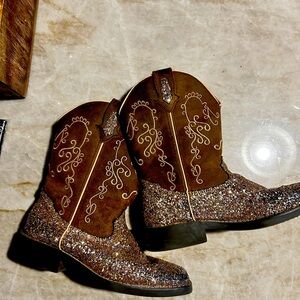 Girls cowboy sparkling boots